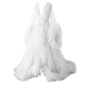 Large white Kelaixiang Tulle Bridal or maternity Dressing Gown Photoshoot